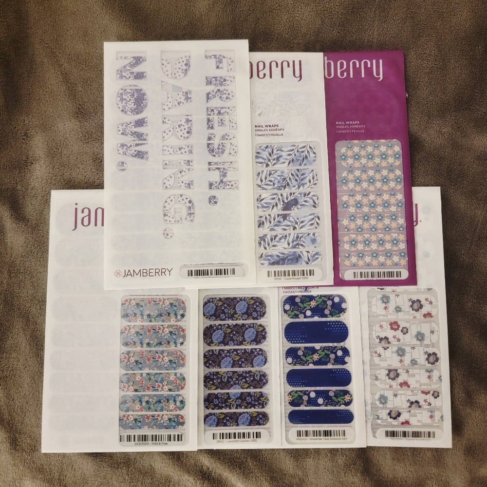 7 Jamberry full sheets nail wraps - blue florals